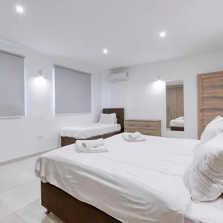 Apartman Lovely Designer 3br With Private Terrace With Bbq By 360 Estates Pietà