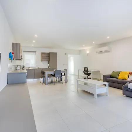 Lovely Designer 3br With Private Terrace With Bbq By 360 Estates Apartment *