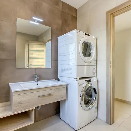 Lovely Designer 3br With Private Terrace With Bbq By 360 Estates *