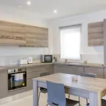 Lovely Designer 3br With Private Terrace With Bbq By 360 Estates Apartament