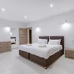 Apartament Lovely Designer 3br With Private Terrace With Bbq By 360 Estates *